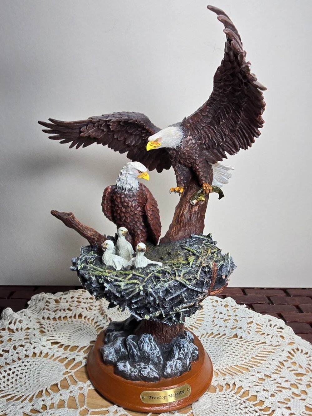 Bradford Exchange Tree Top Majesty #A3870 Protectors of the Nest Collection 2011
